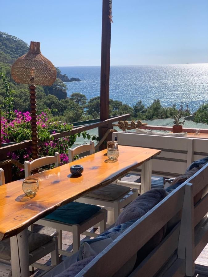 Large Bungalow With Sea View In Kabak Bay, Oeluedeniz Fethiye Exteriör bild