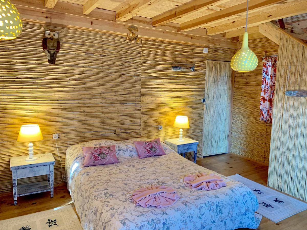 Large Bungalow With Sea View In Kabak Bay, Oeluedeniz Fethiye Exteriör bild