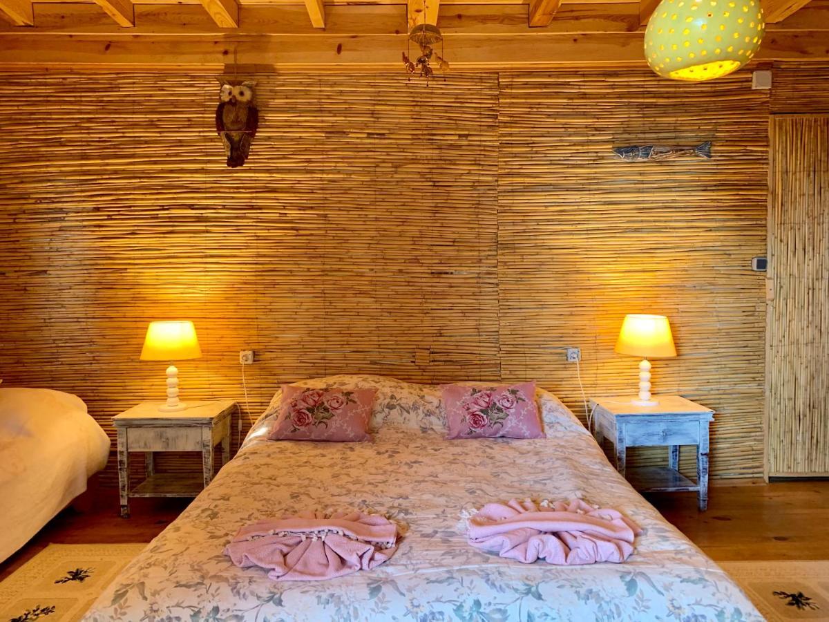 Large Bungalow With Sea View In Kabak Bay, Oeluedeniz Fethiye Exteriör bild